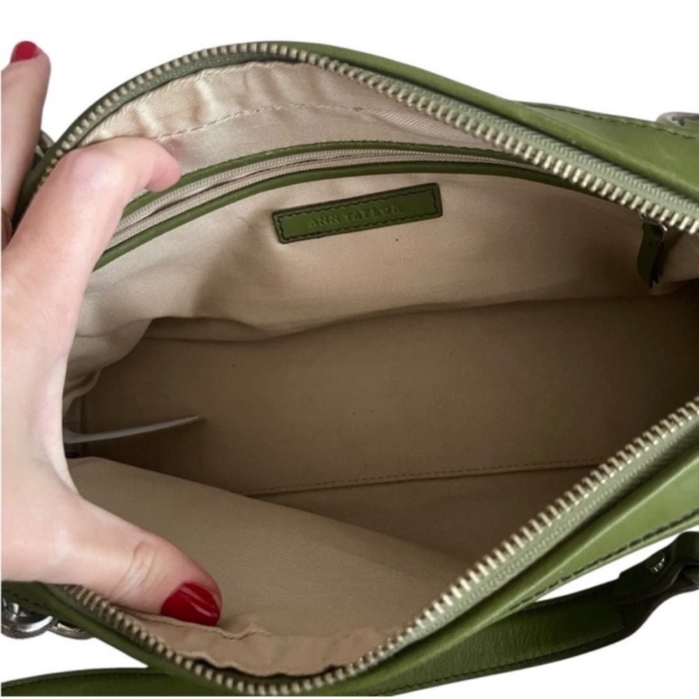 ANN TAYLOR Vintage Green Shoulder Bag - Picture 9 of 10